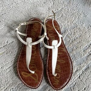Sam Edelman Gigi White T straps Sandals flats ankle strap leather 10